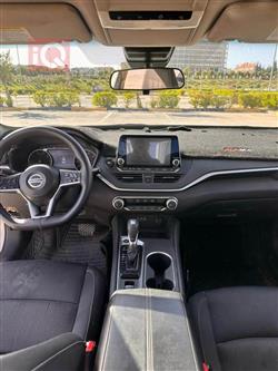 نيسان ألتيما